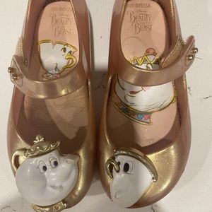 Mini Melissa- beauty and the beast size 10